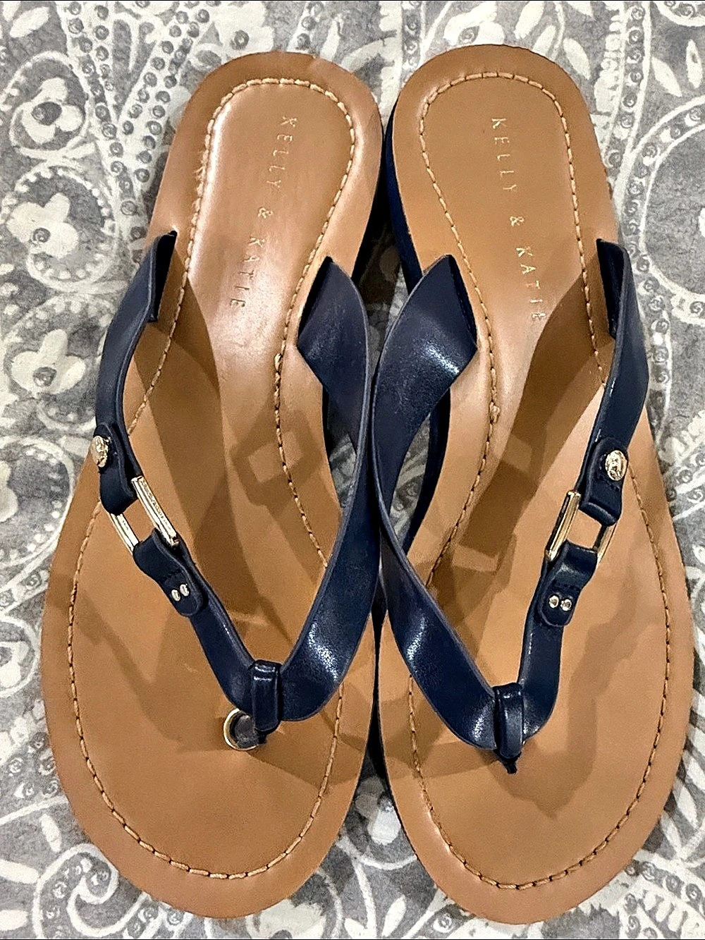KELLIE & KATIE Women's Blue Flip-Flop Sandals